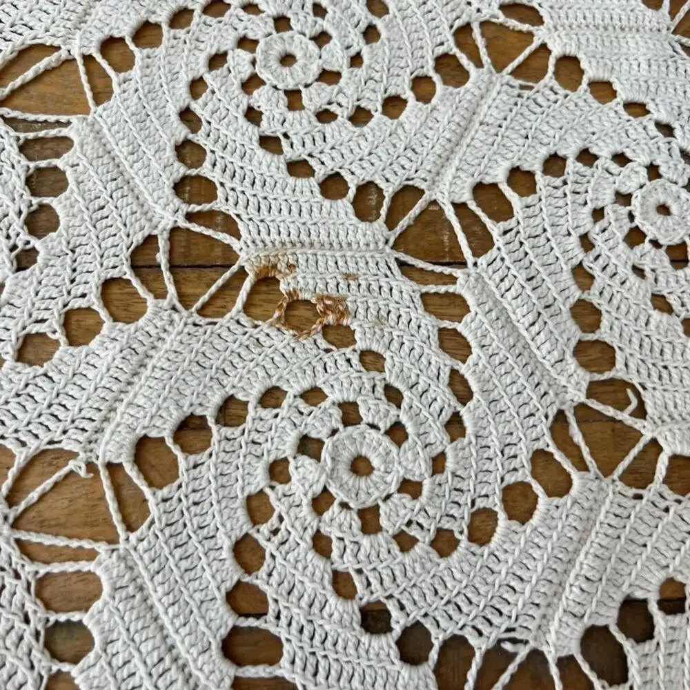 Antique Vintage Hand Crocheted Ivory Bedspread Tablecloth Coverlet 75”x86”